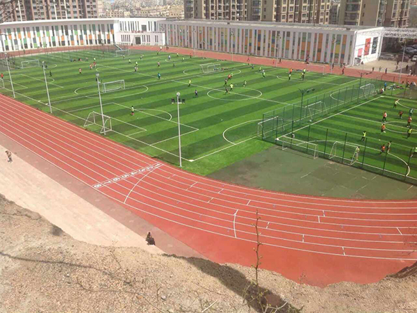 中聯市北人造草坪足球場